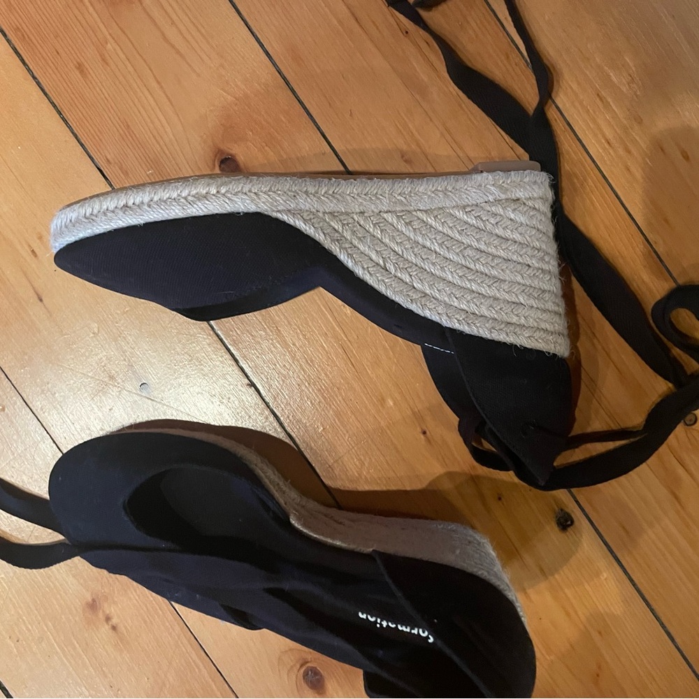 Reformation Camilla lace up wedges never worn